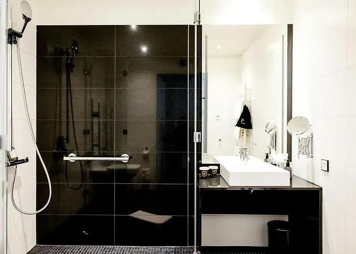 One Hotel 3*