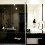 One Hotel 3*