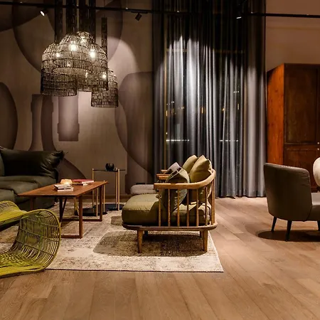 One מלון וירצבורג