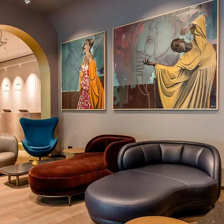 One 3* וירצבורג