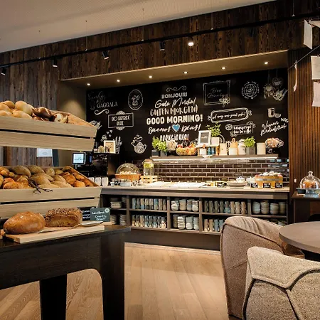 One מלון וירצבורג